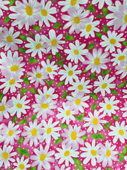 Daisies Depression feedsack fabric 20s, 30s white flowers on pink background by the yard