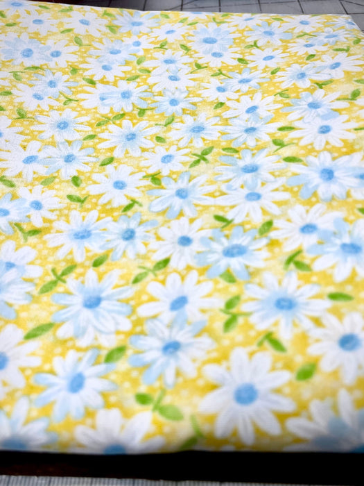 29s 30s fabric depression feedsack reproduction white daisies on yellow 100% cotton by the yard