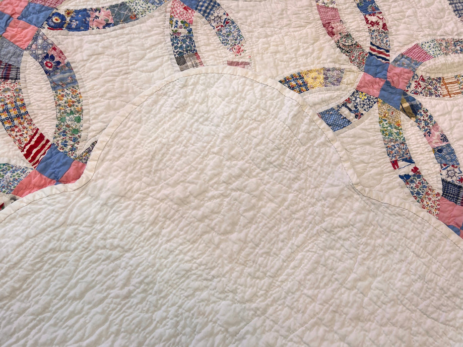 Vintage Double Wedding Ring 1940s Feedsack Quilt Handmade Hand Quilted